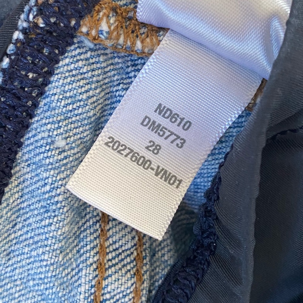 Maternity Over-the-Belly Perfect Vintage Jeans in Coney Wash - Picture 7 of 7